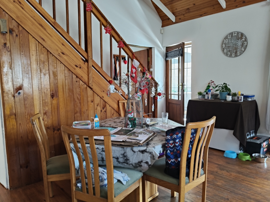 3 Bedroom Property for Sale in Wavecrest Eastern Cape